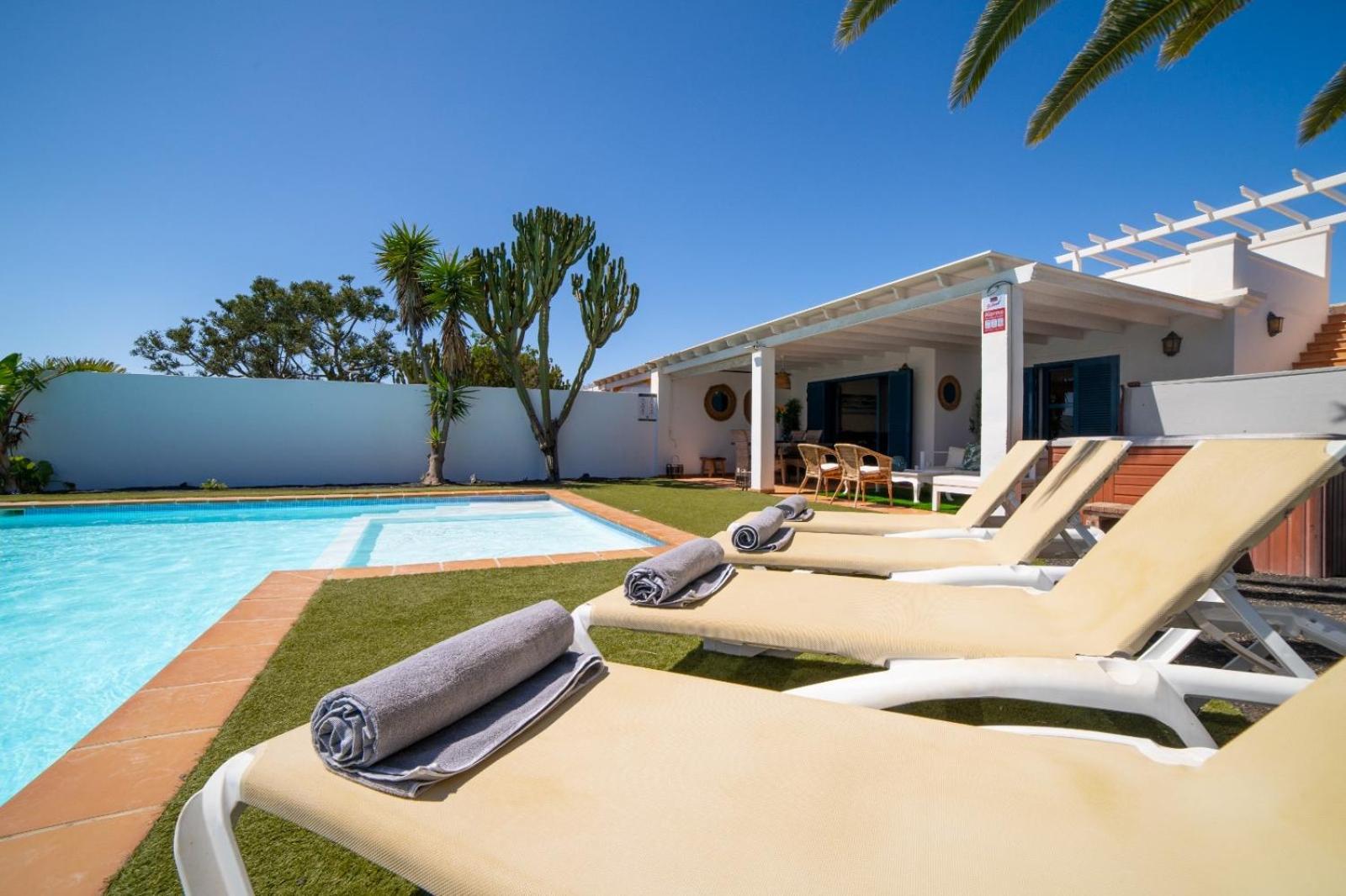 Villa Bonita Playa Blanca  Ngoại thất bức ảnh